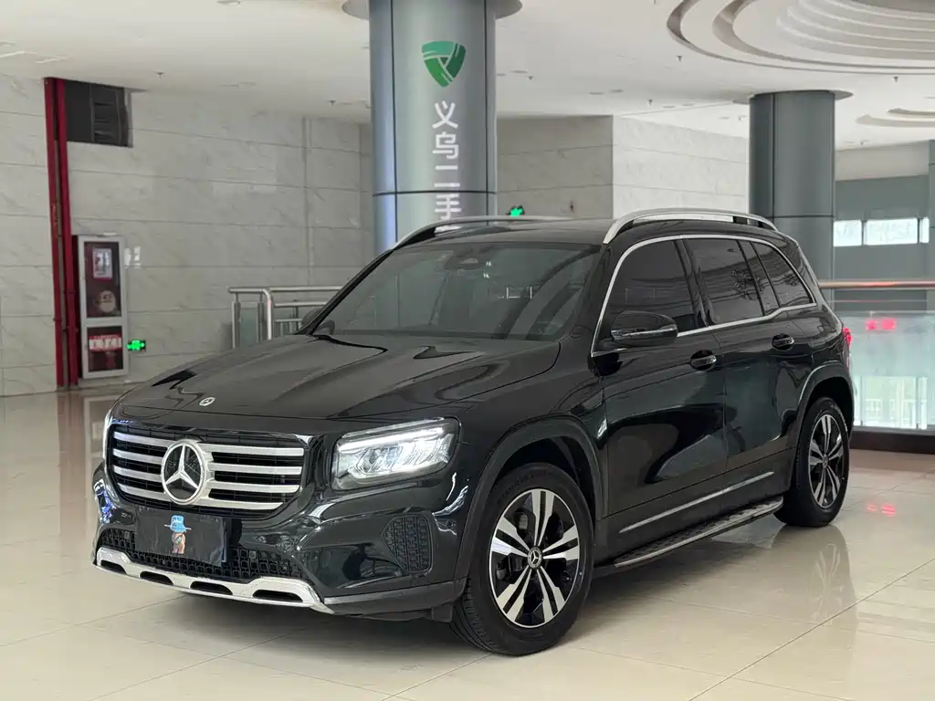 Mercedes-Benz GLB 2023