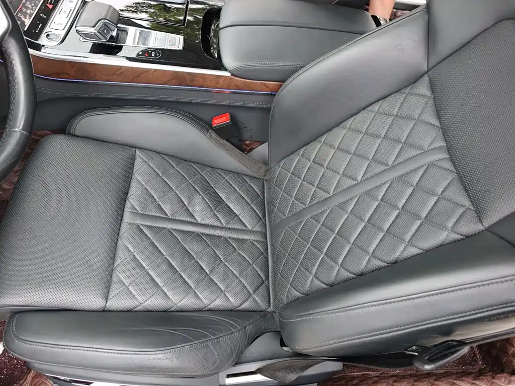 Audi A8 — миниатюра 21