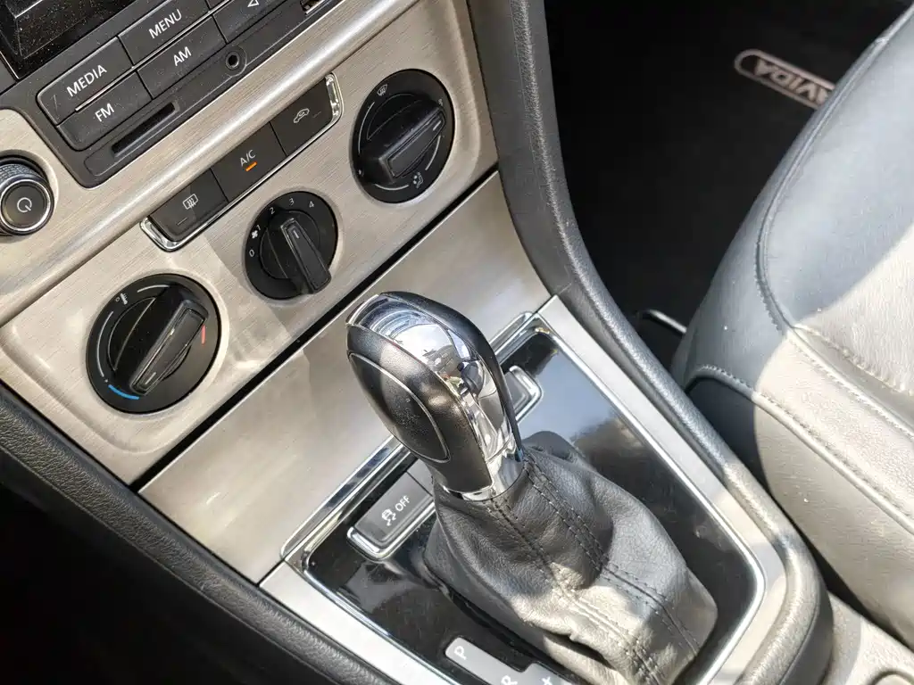 Volkswagen Lavida — миниатюра 14