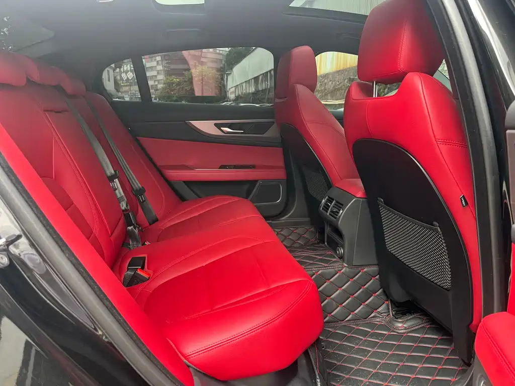 Jaguar XEL 2020 2.0T 200PS R-DYNAMIC Sport