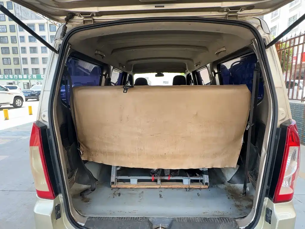 Wuling Rongguang 2014 1.2L S