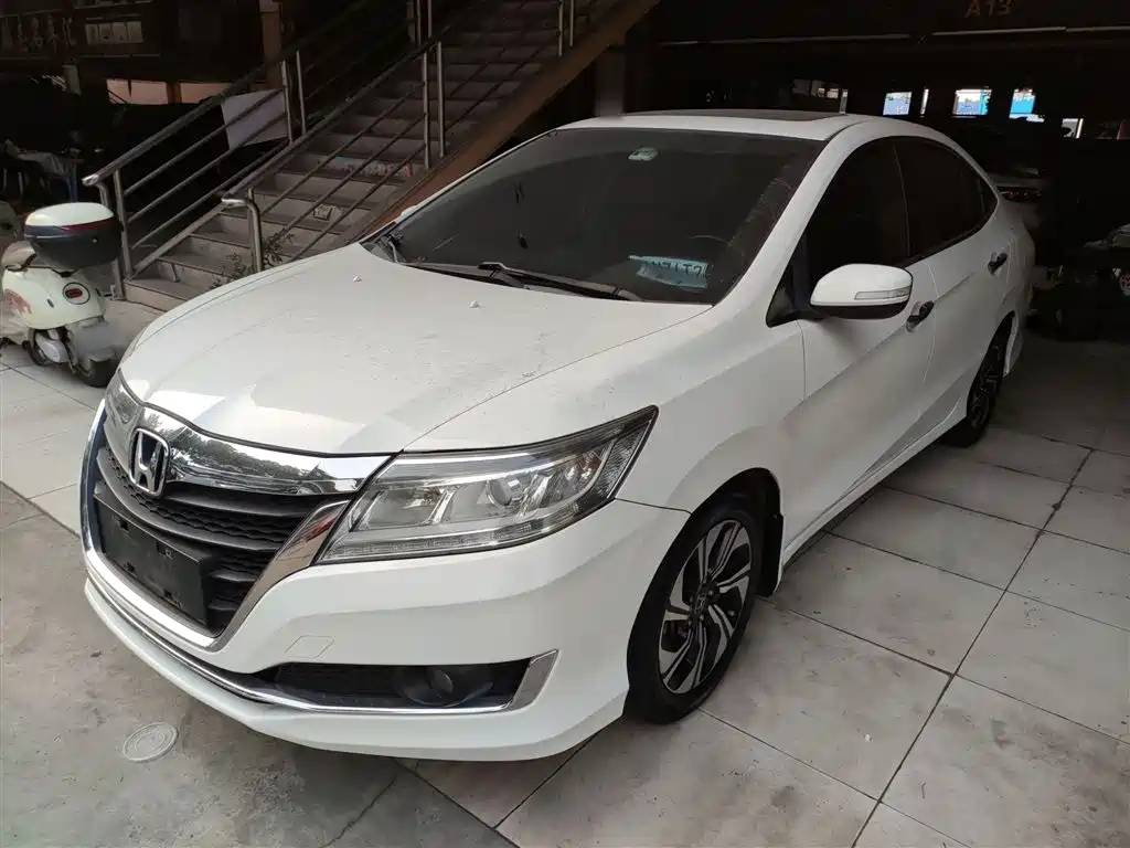 Honda Crider 2016