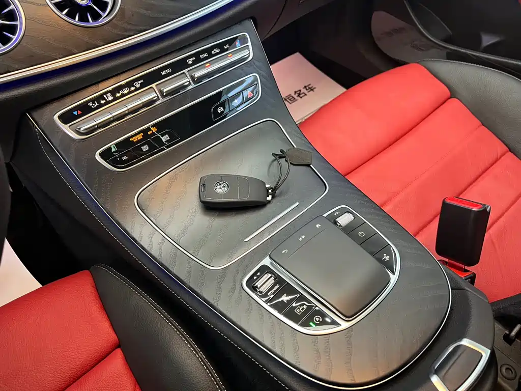 Mercedes-Benz E-Class (Import) — миниатюра 13
