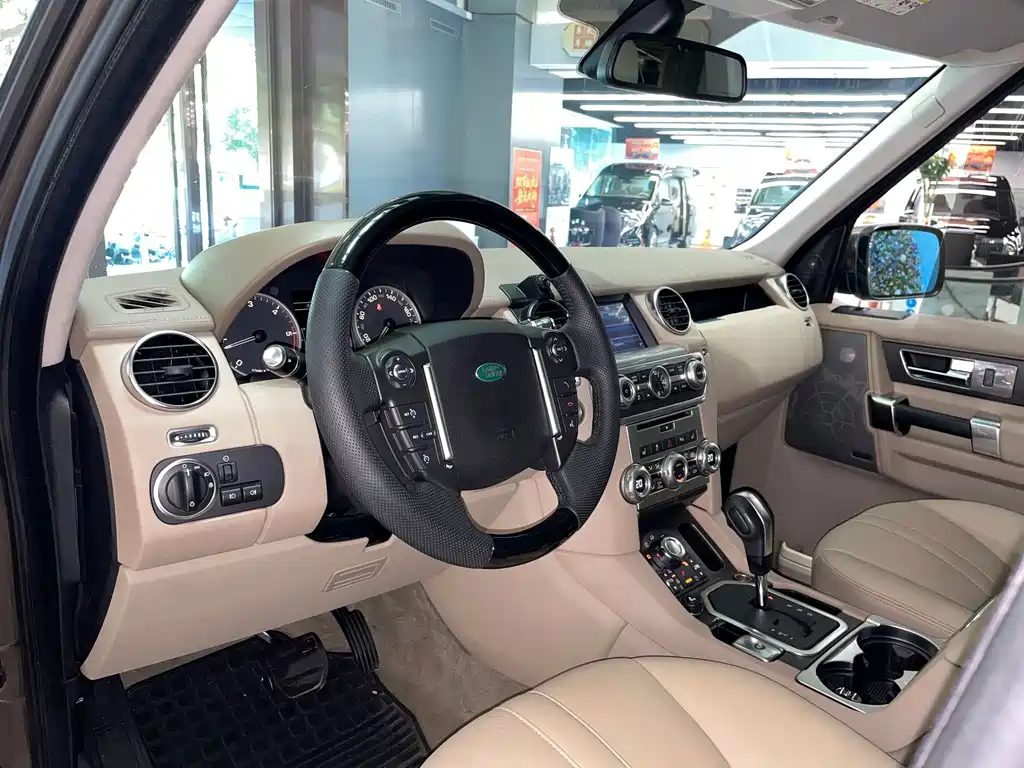 Land Rover Discovery — миниатюра 5