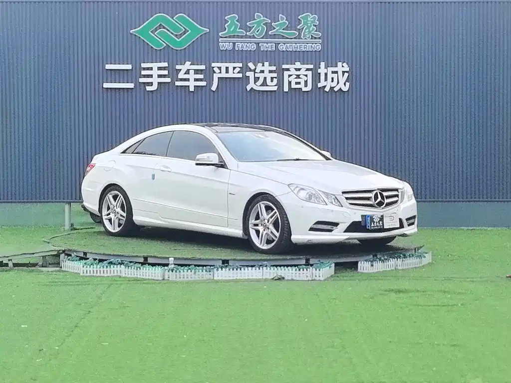 Mercedes-Benz E-Class (Import) — миниатюра 3