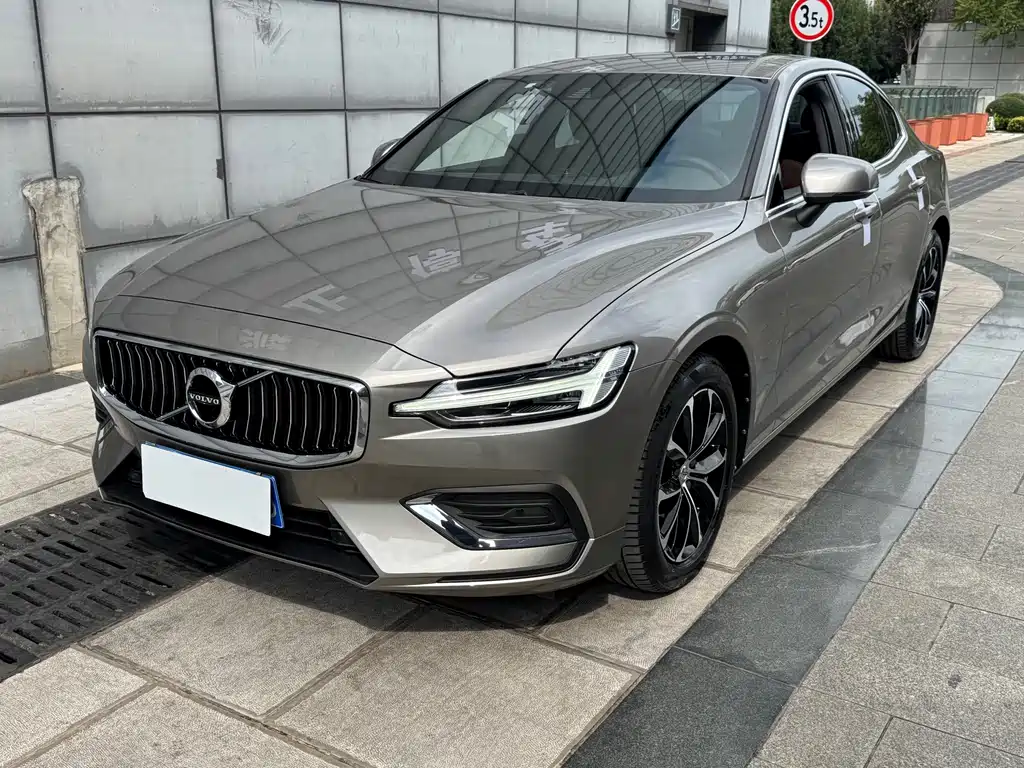 Volvo S60 — миниатюра 32