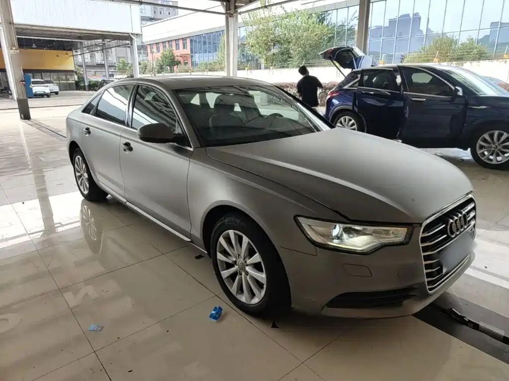 Audi A6L — миниатюра 4