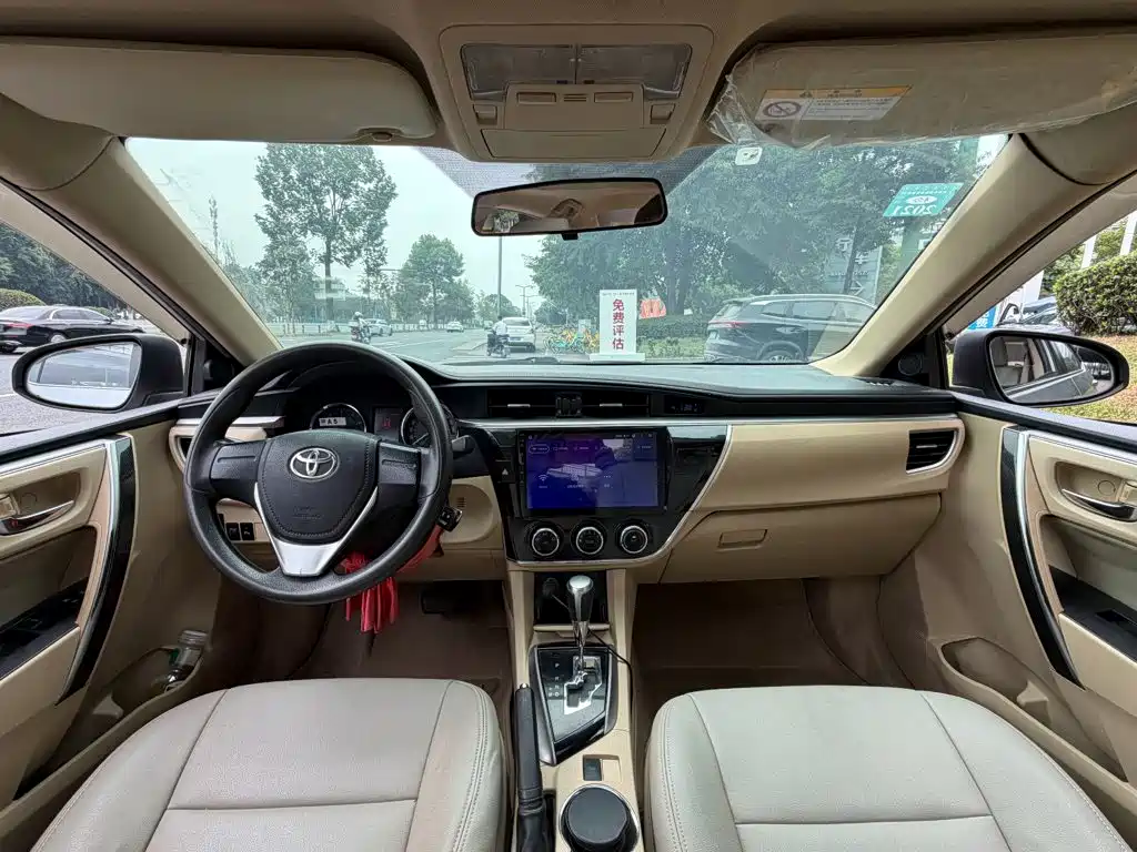 Toyota Corolla — миниатюра 13