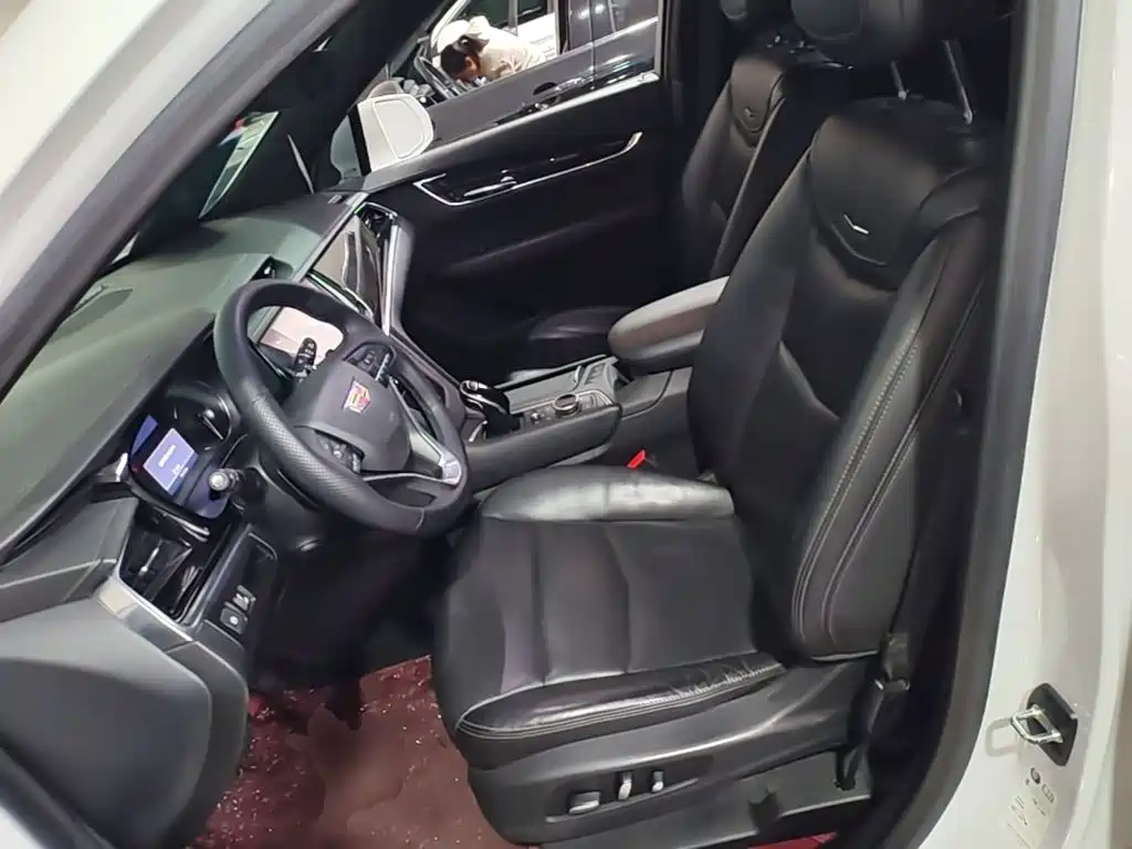 Cadillac XT6 — миниатюра 15