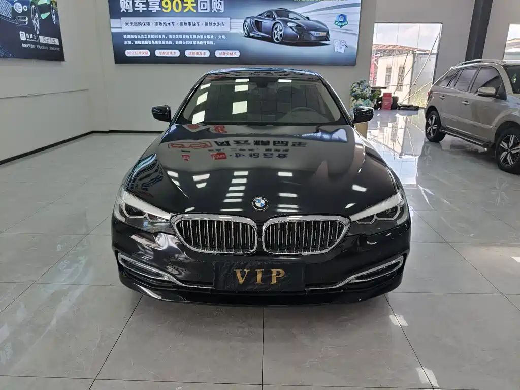 BMW 5 Series — миниатюра 2