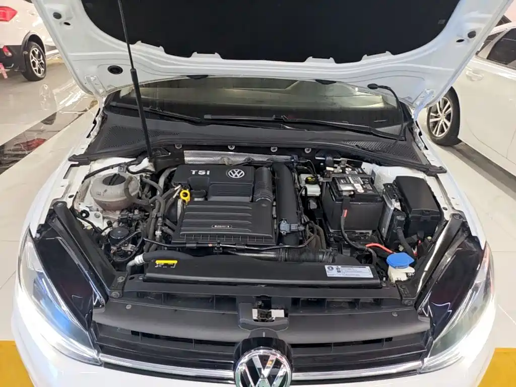Volkswagen Golf — миниатюра 20