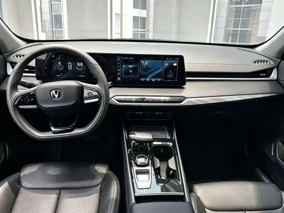 Changan Ruicheng PLUS — миниатюра 4