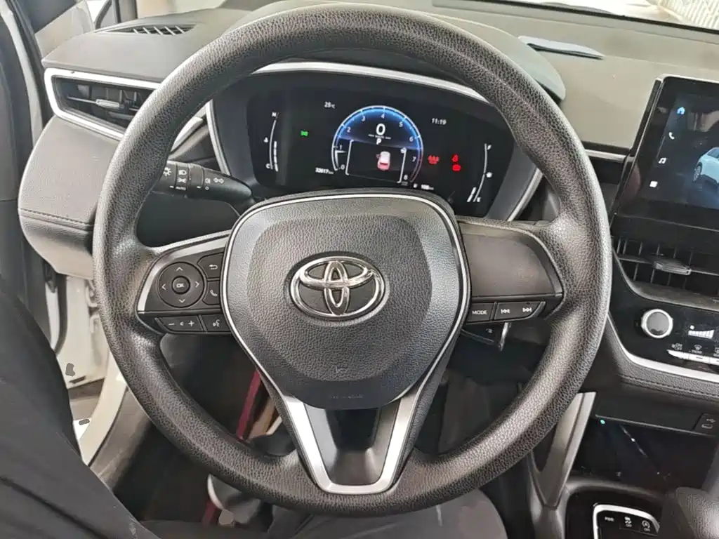 Toyota Frontlander — миниатюра 11