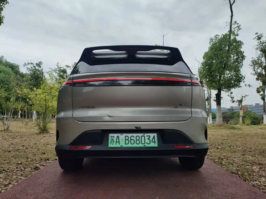 Hycan Z03 2022 620km 160kW 76.8kWh
