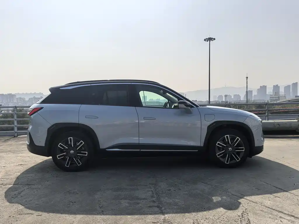 NIO NIO ES6