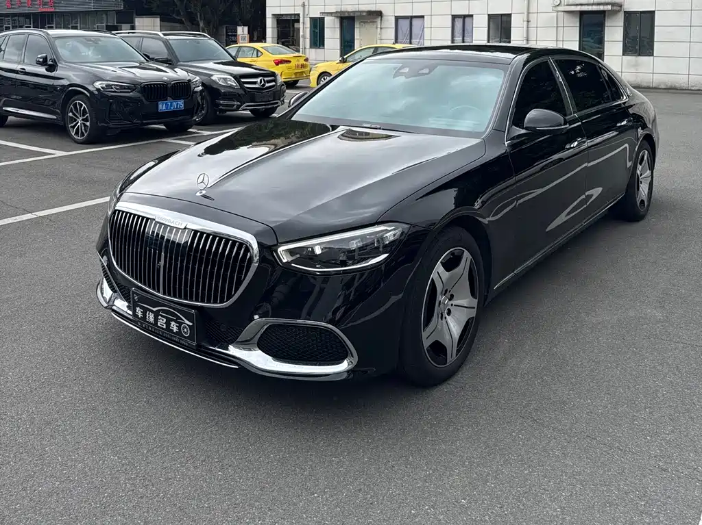 Mercedes-Benz S-Class 2024