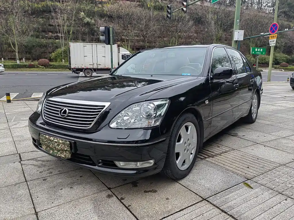 Lexus LS 2005
