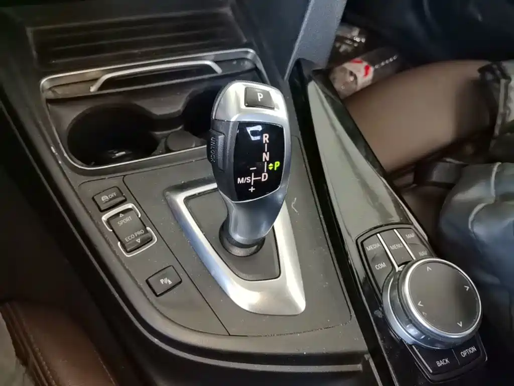 BMW 3 Series — миниатюра 19