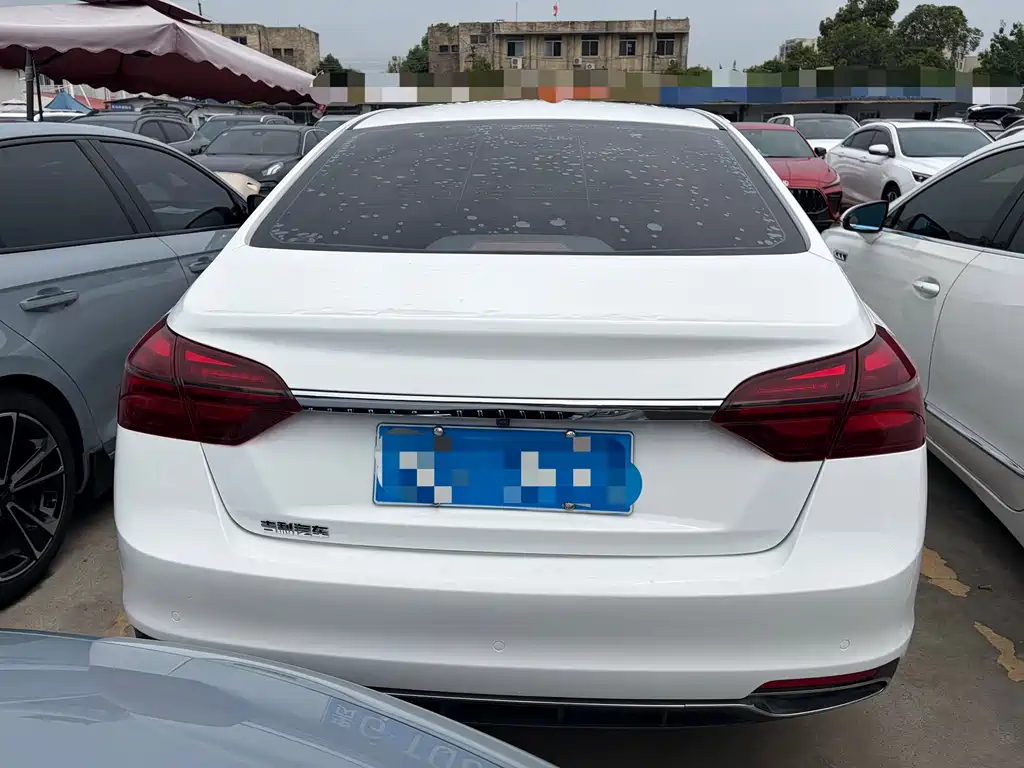 Geely Emgrand — миниатюра 5