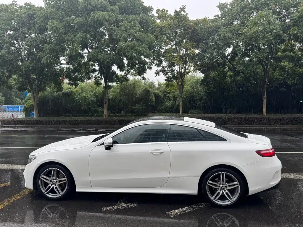 Mercedes-Benz E-Class (Import) — миниатюра 7