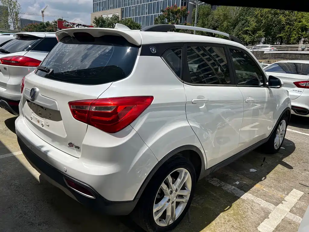 Changan CS35 — миниатюра 10