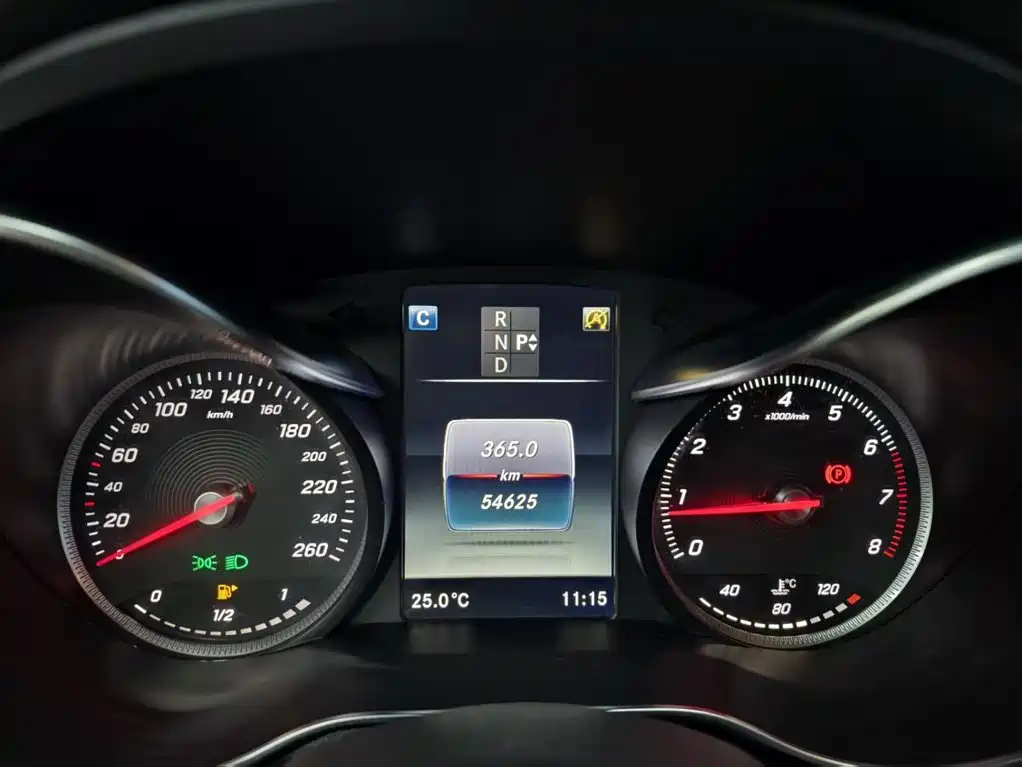 Mercedes-Benz C-Class — миниатюра 8