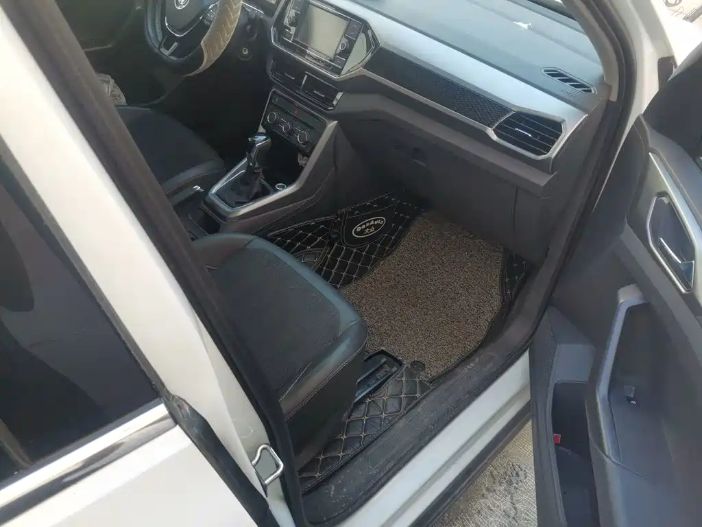 Volkswagen T-Cross — миниатюра 17