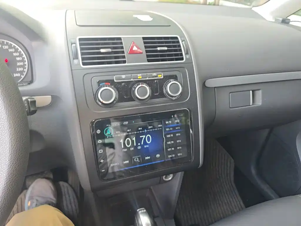 Volkswagen Touran — миниатюра 18