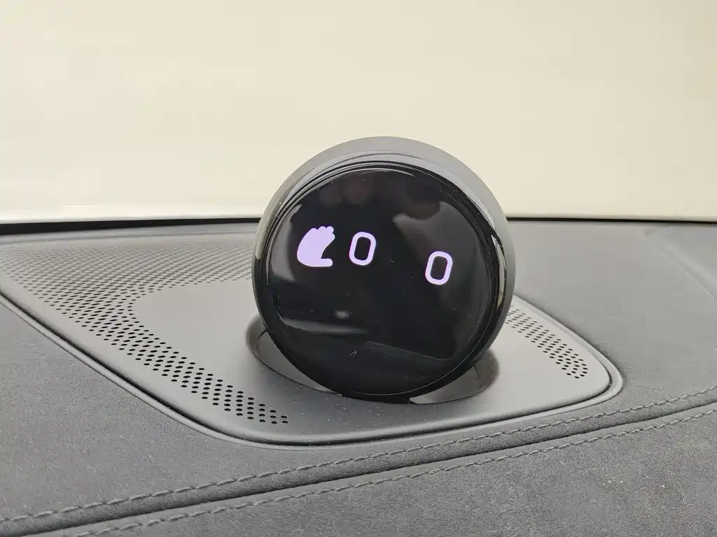 NIO EC6 — миниатюра 15