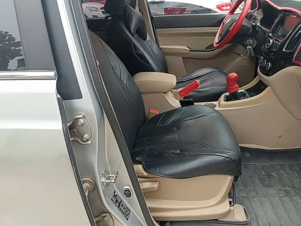 Baojun 730 — миниатюра 25