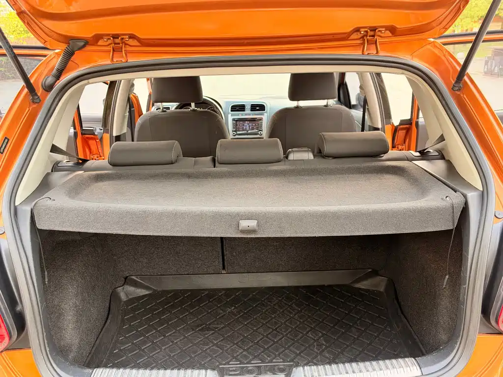 Volkswagen Polo — миниатюра 11