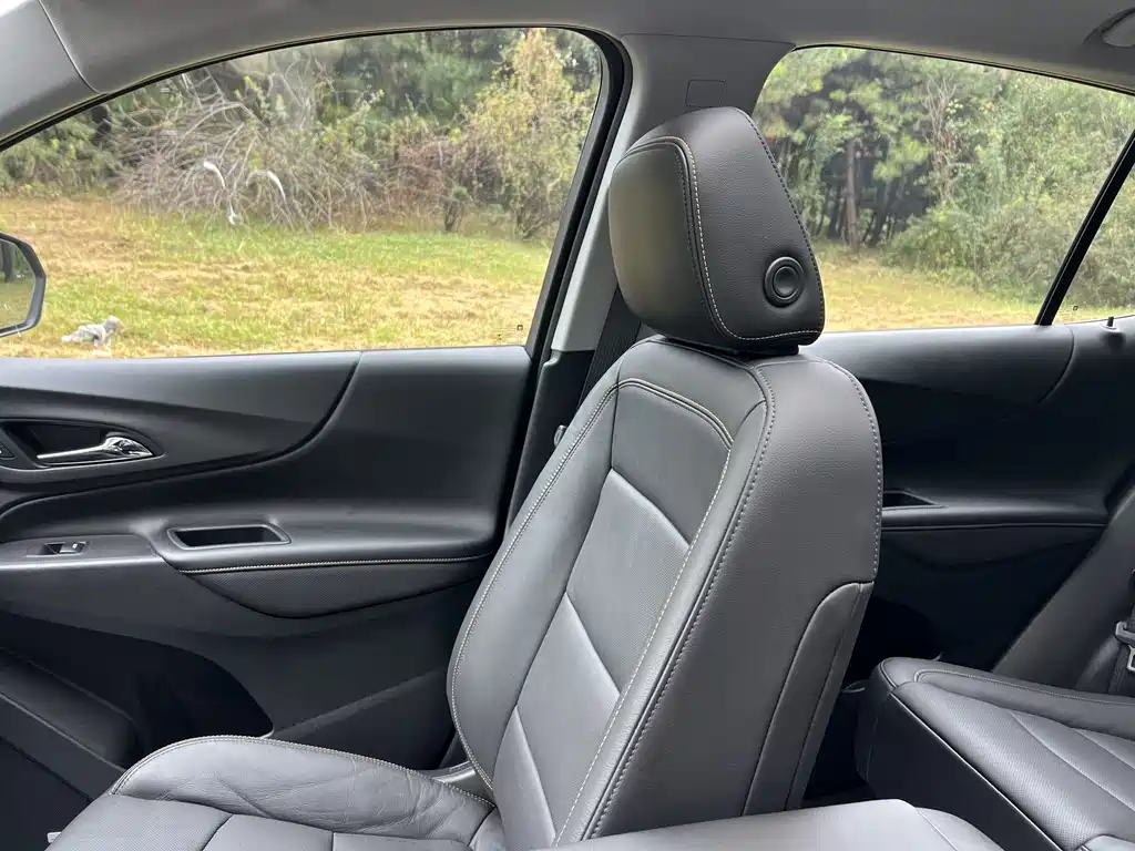 Chevrolet Equinox — миниатюра 20