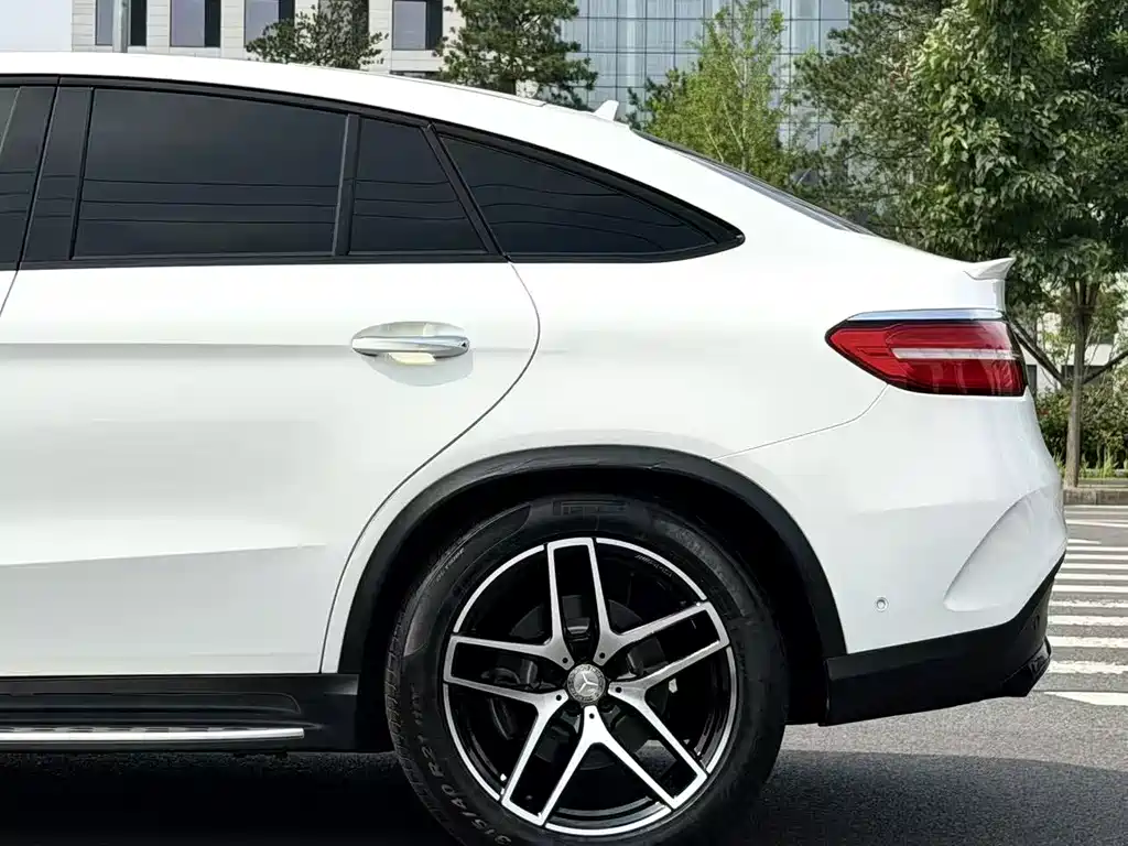 Mercedes-Benz GLE 2015 GLE 450 AMG 4MATIC SUV