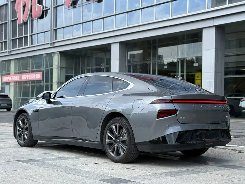 XPeng P7 — миниатюра 4