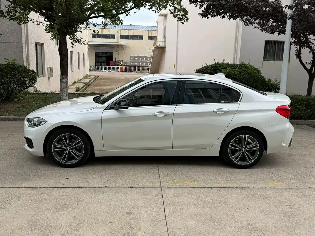 BMW 1 Series — миниатюра 3