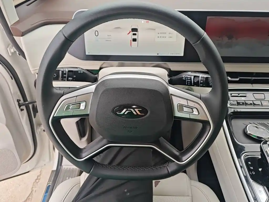 JAC Refine Refine RF8 — миниатюра 11