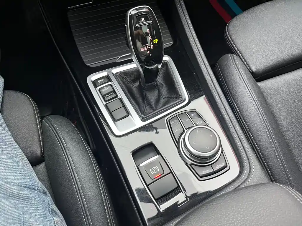 BMW 1 Series 120i M Sport Night Edition, фото 18