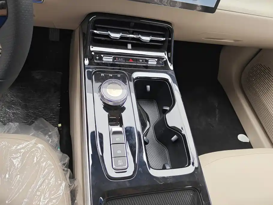 Wuling Xingguang — миниатюра 16