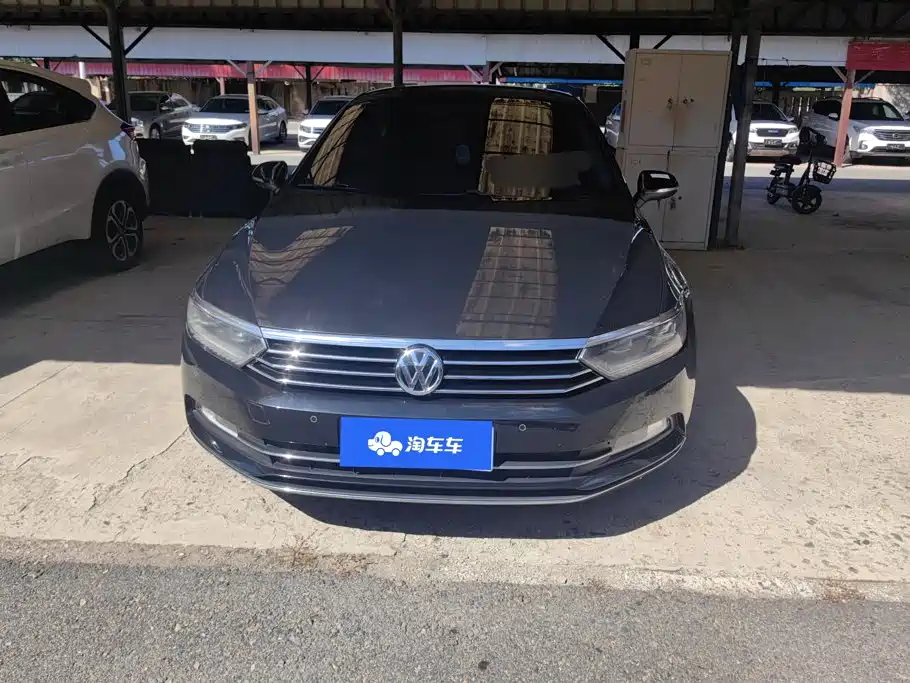 Volkswagen Magotan — миниатюра 2