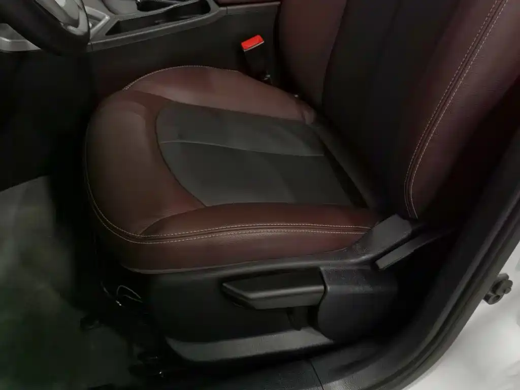 Venucia T70X — миниатюра 20