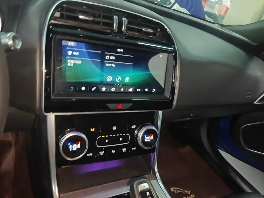 Jaguar XEL — миниатюра 13