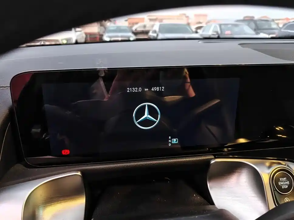 Mercedes-Benz GLB — миниатюра 17