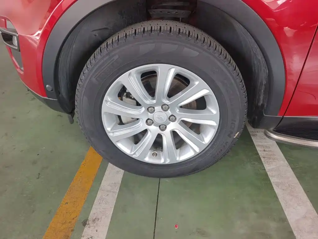 Land Rover Discovery Sport — миниатюра 23