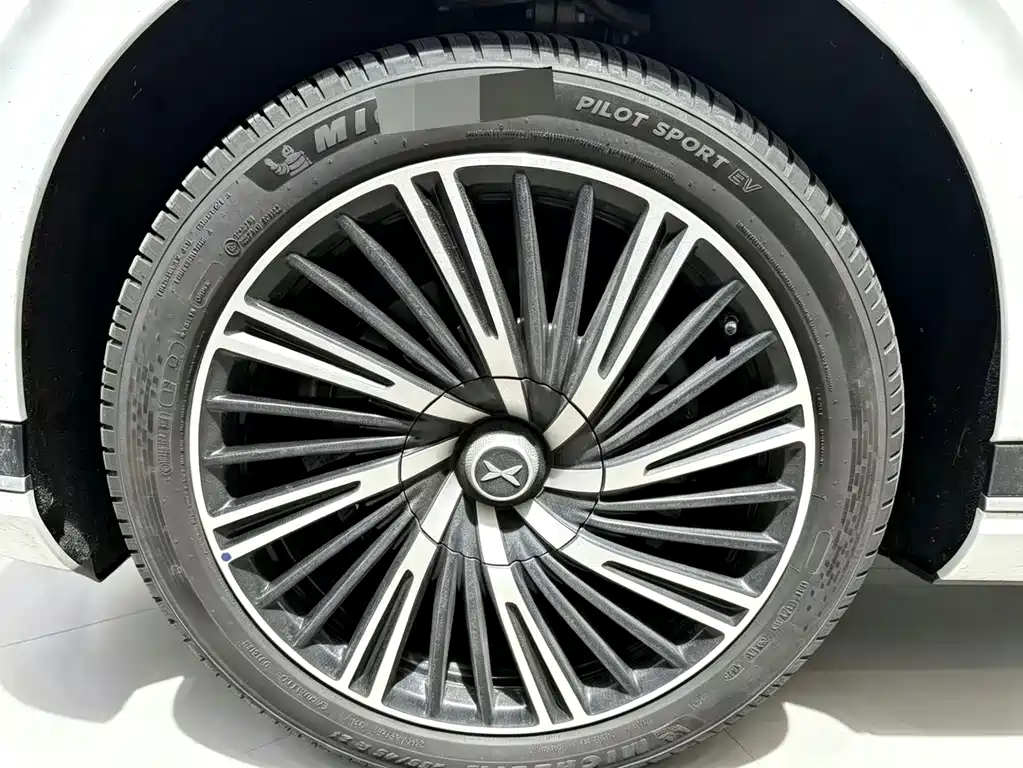 Xpeng G9 2026 725 Max