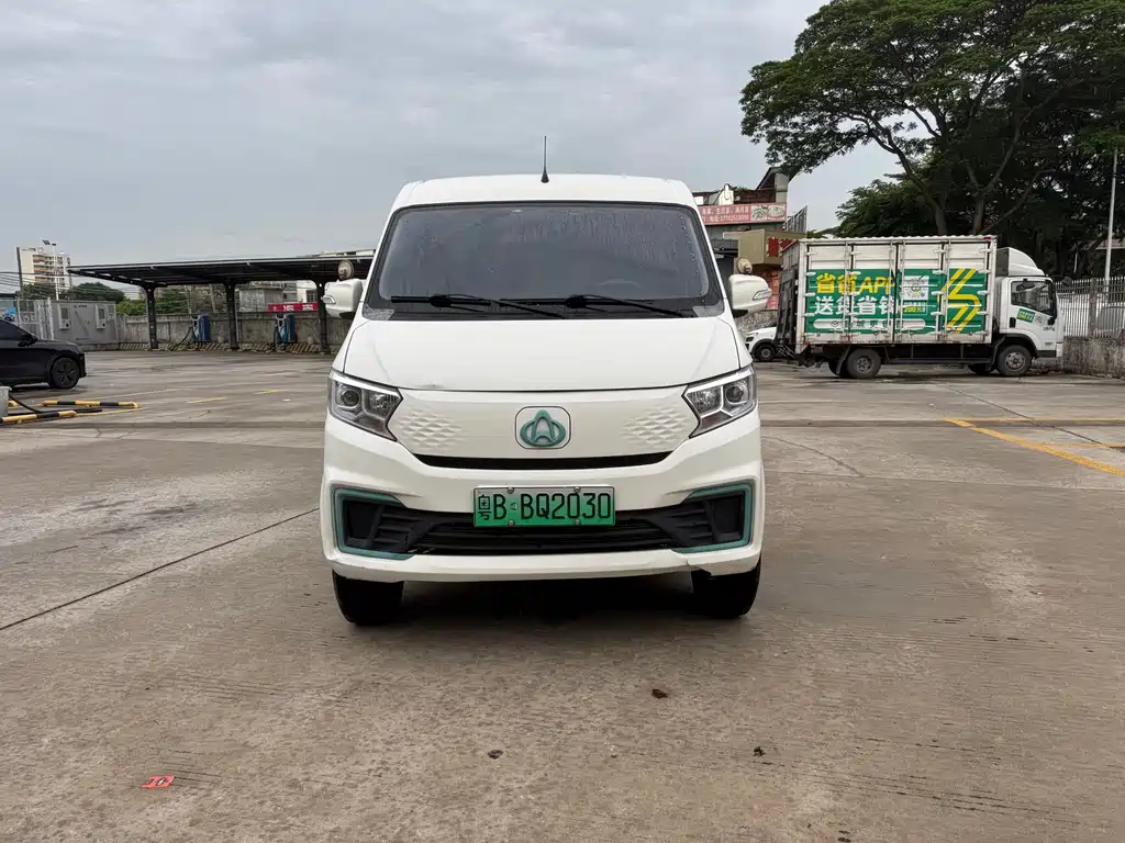 Kuayue Kuayue Star V7 EV — миниатюра 2