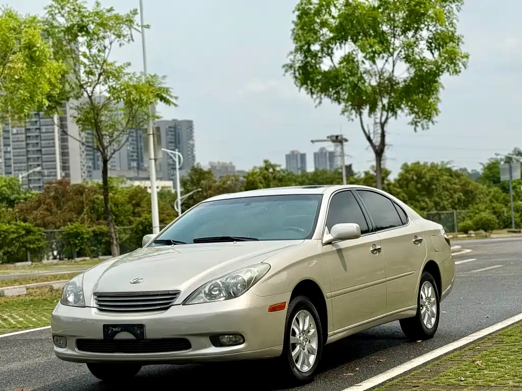 Lexus ES 2004