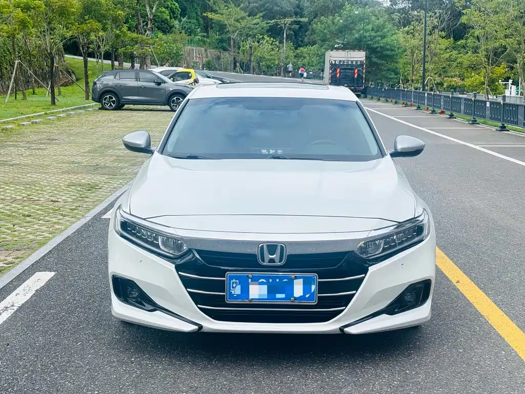 Honda Accord — миниатюра 2