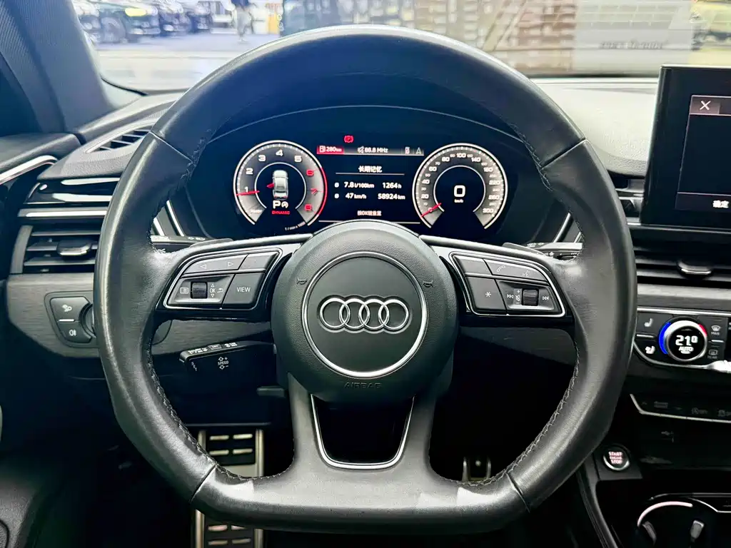 AUDI A4L