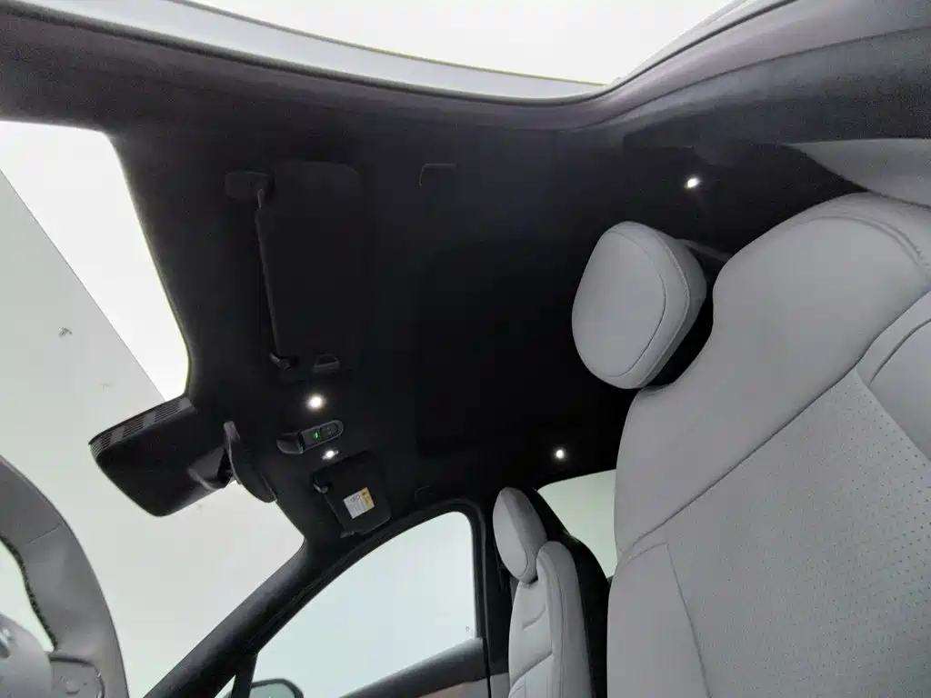 NIO ES6 — миниатюра 14