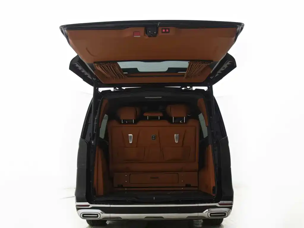 Mercedes-Benz Vito 2023 2.0T 7 мест